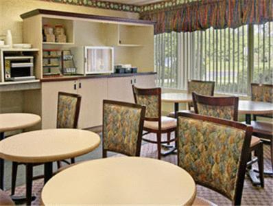 Travelodge - Cincinnati ชารอนวิลล์ ร้านอาหาร รูปภาพ