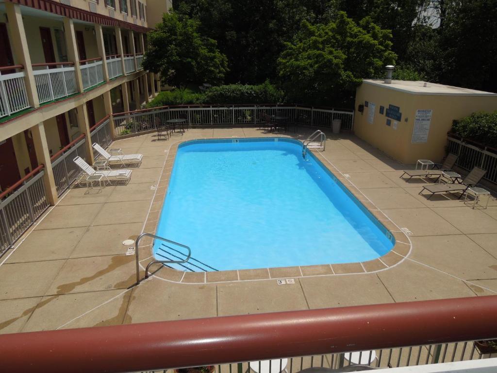 Travelodge - Cincinnati ชารอนวิลล์ ภายนอก รูปภาพ